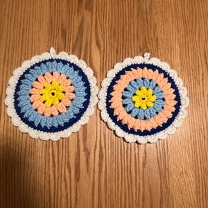 2 Vintage Crochet Flower Pot Holder, Hot Pad Homemade Kitchen Wall Hangers